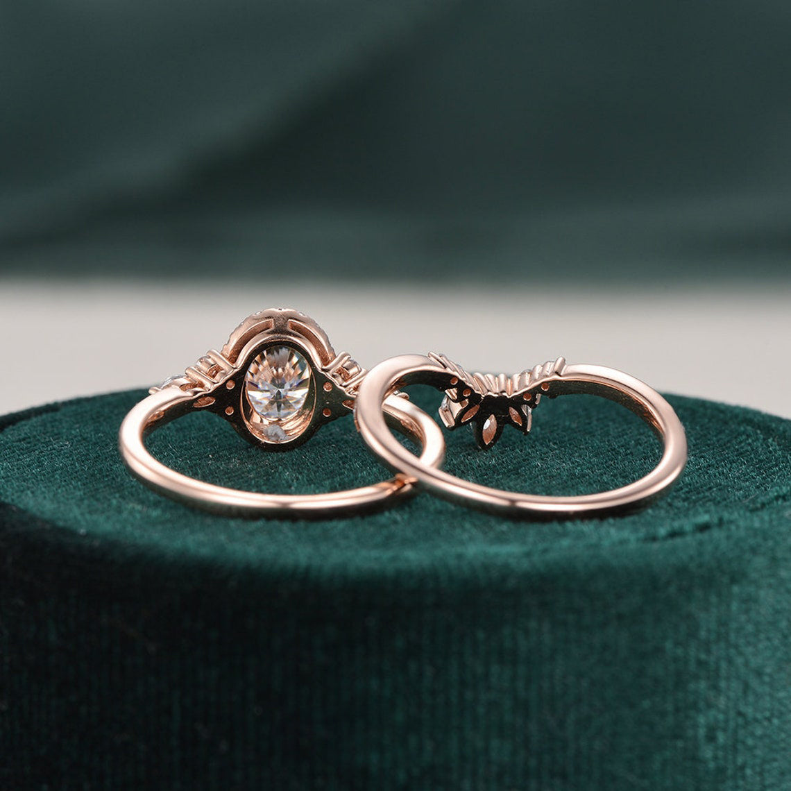 Bridal Ring Set, Oval Cut Center Stone