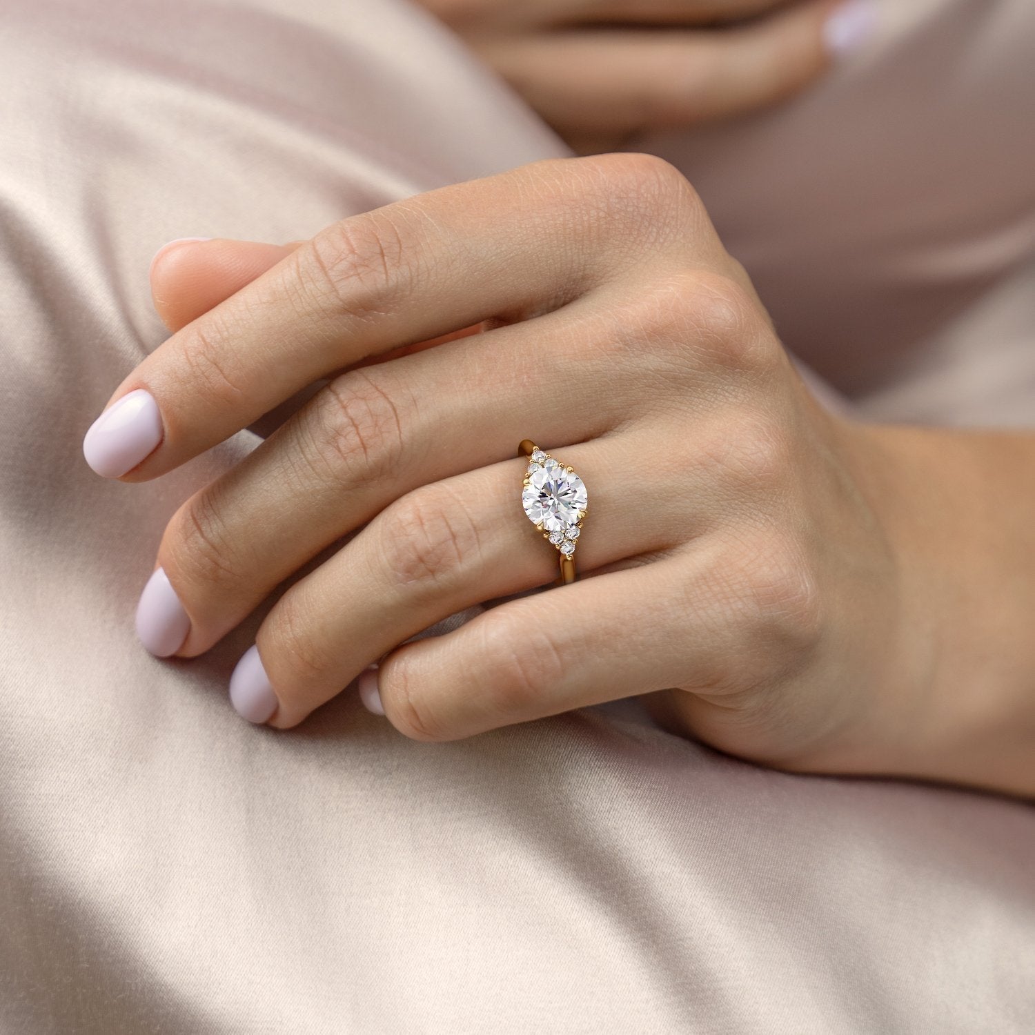 Round Cut Lab Diamond With Side Stones