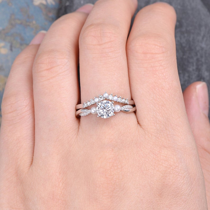 Round Cut Lab Diamond and Silver Pearl Ring set