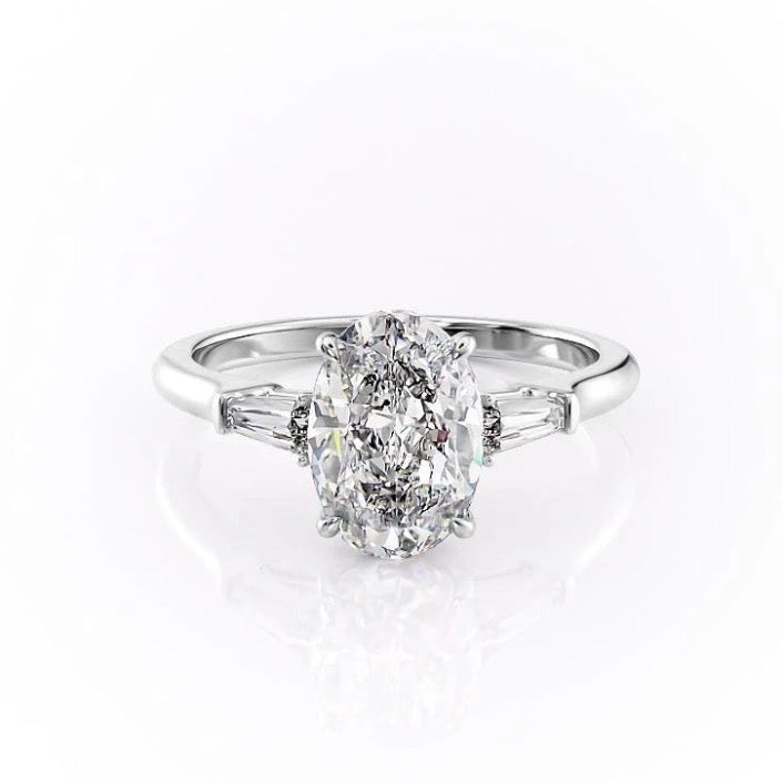 Oval Cut Lab Diamond, Traditional Classic Design