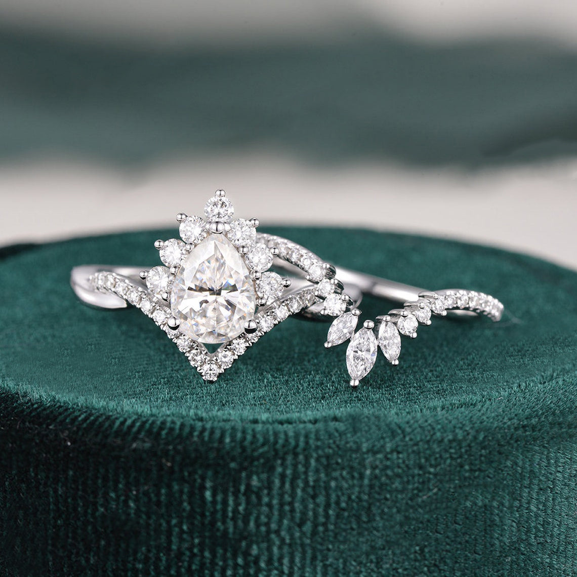 Vintage Style Bridal Ring Set, Pear Cut Center Stone