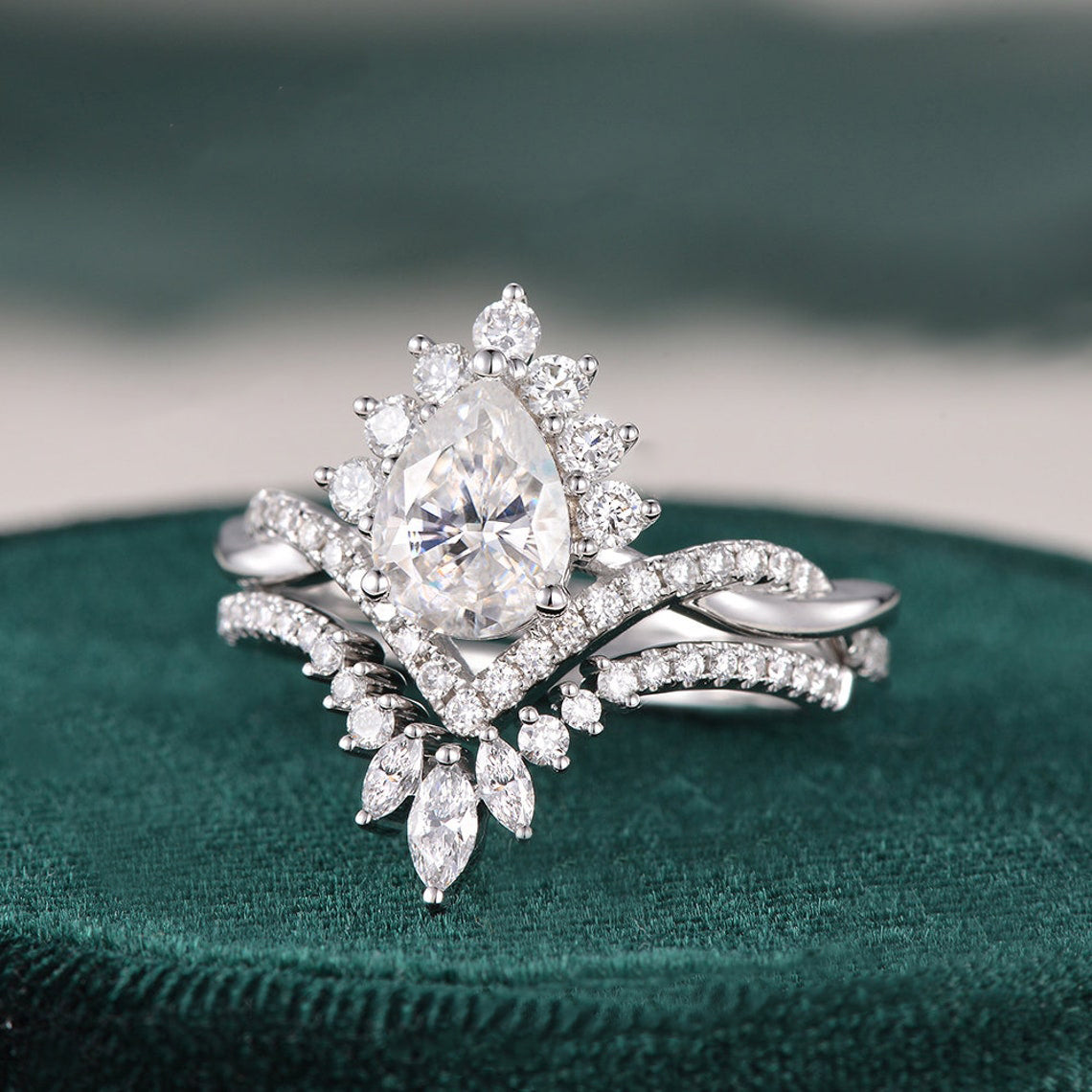 Vintage Style Bridal Ring Set, Pear Cut Center Stone