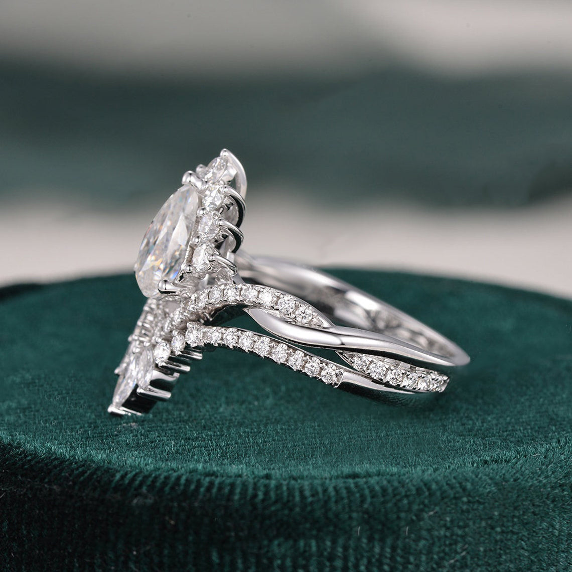 Vintage Style Bridal Ring Set, Pear Cut Center Stone