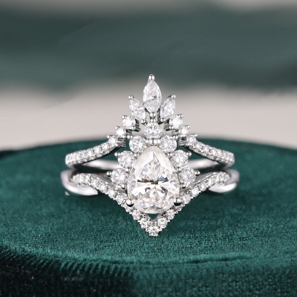 Vintage Style Bridal Ring Set, Pear Cut Center Stone